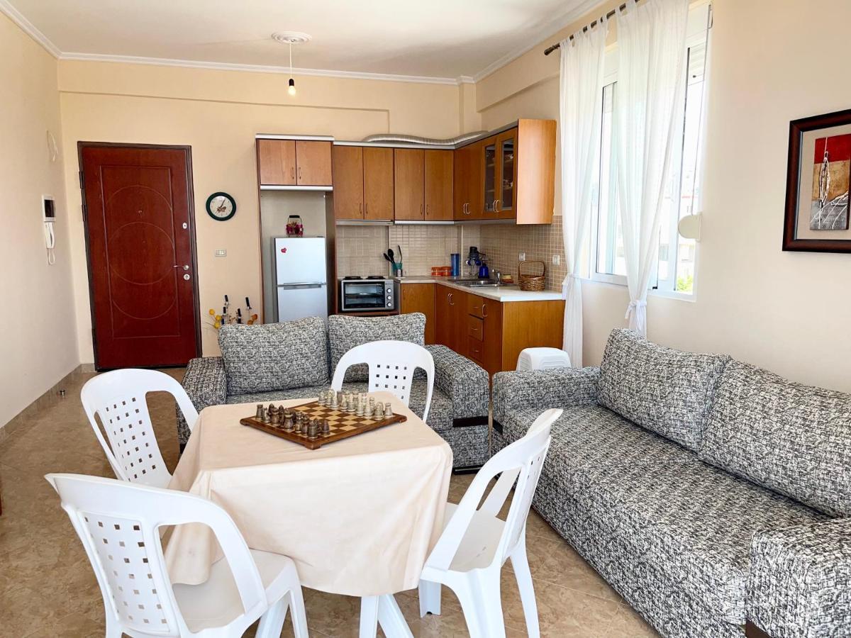 Ernest Apartment *