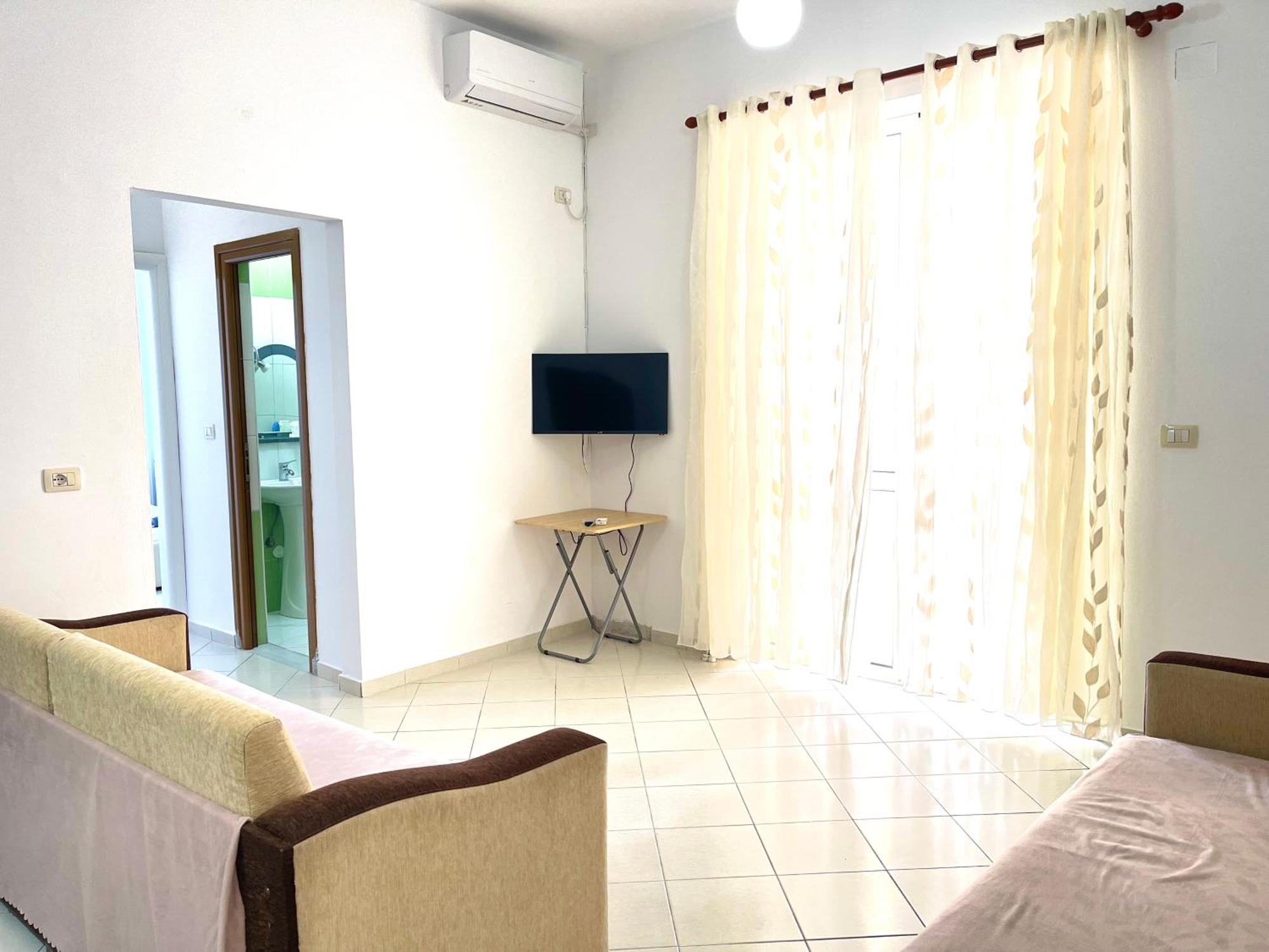 Ernest Apartment *