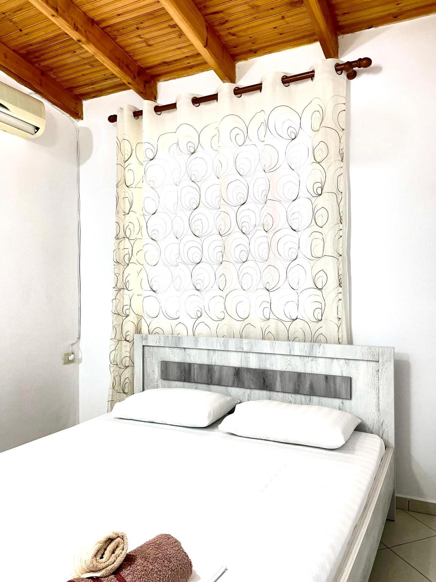 Ernest Apartment *
